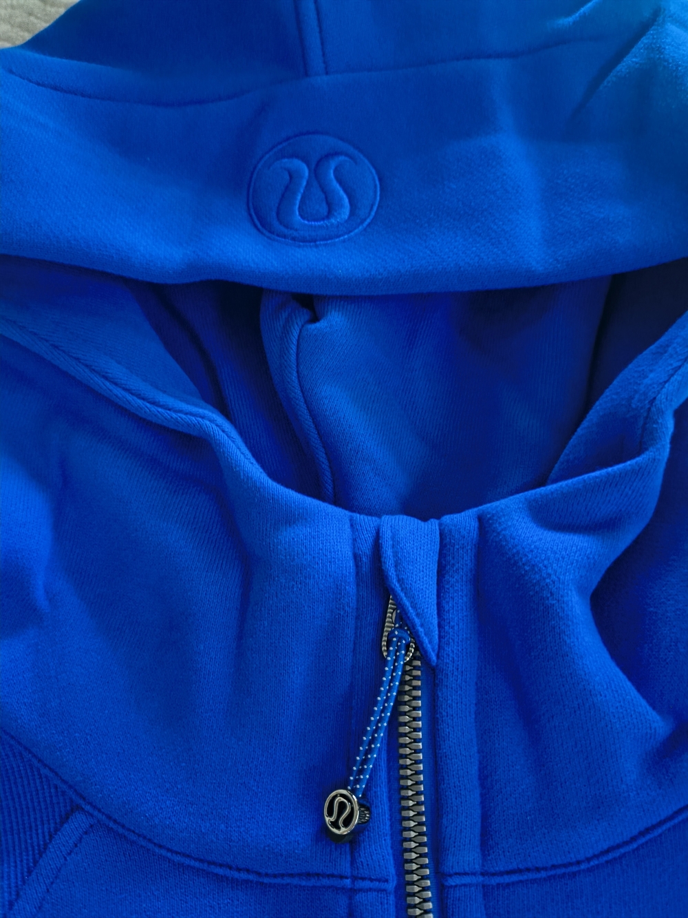 lululemon athletica Blue Buffalo NFL Cropped Half-Zip Hoodie - Picture 7 of 10